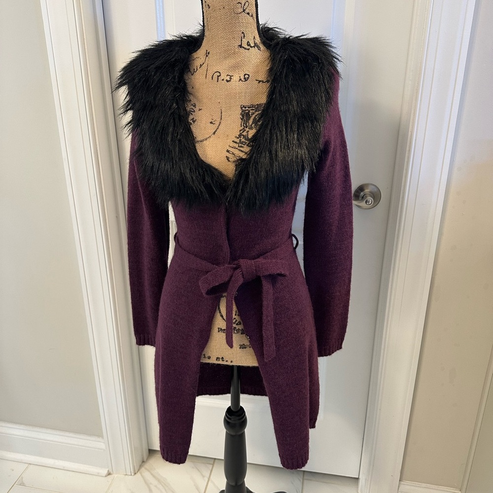 Guess Purple Sweater with Black Faux Fur Collar